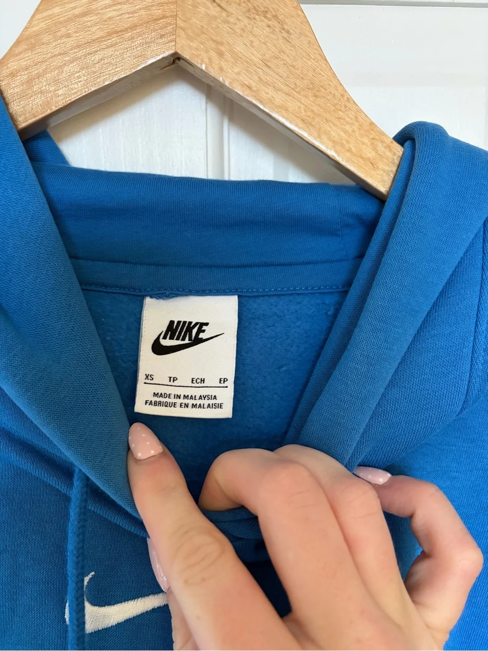 Nike Womens Phoenix Hoodie - Picture 2 of 2